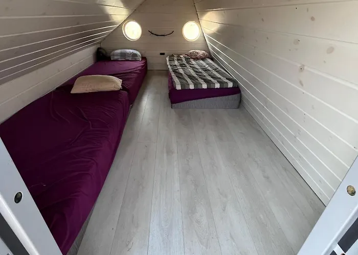 Getaway In Lone Island Alpstuga