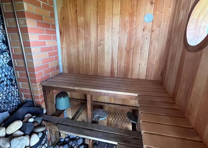 Alpstuga Getaway In Lone Island